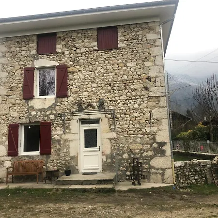 Au Vieux Four La Riviere (Isere)